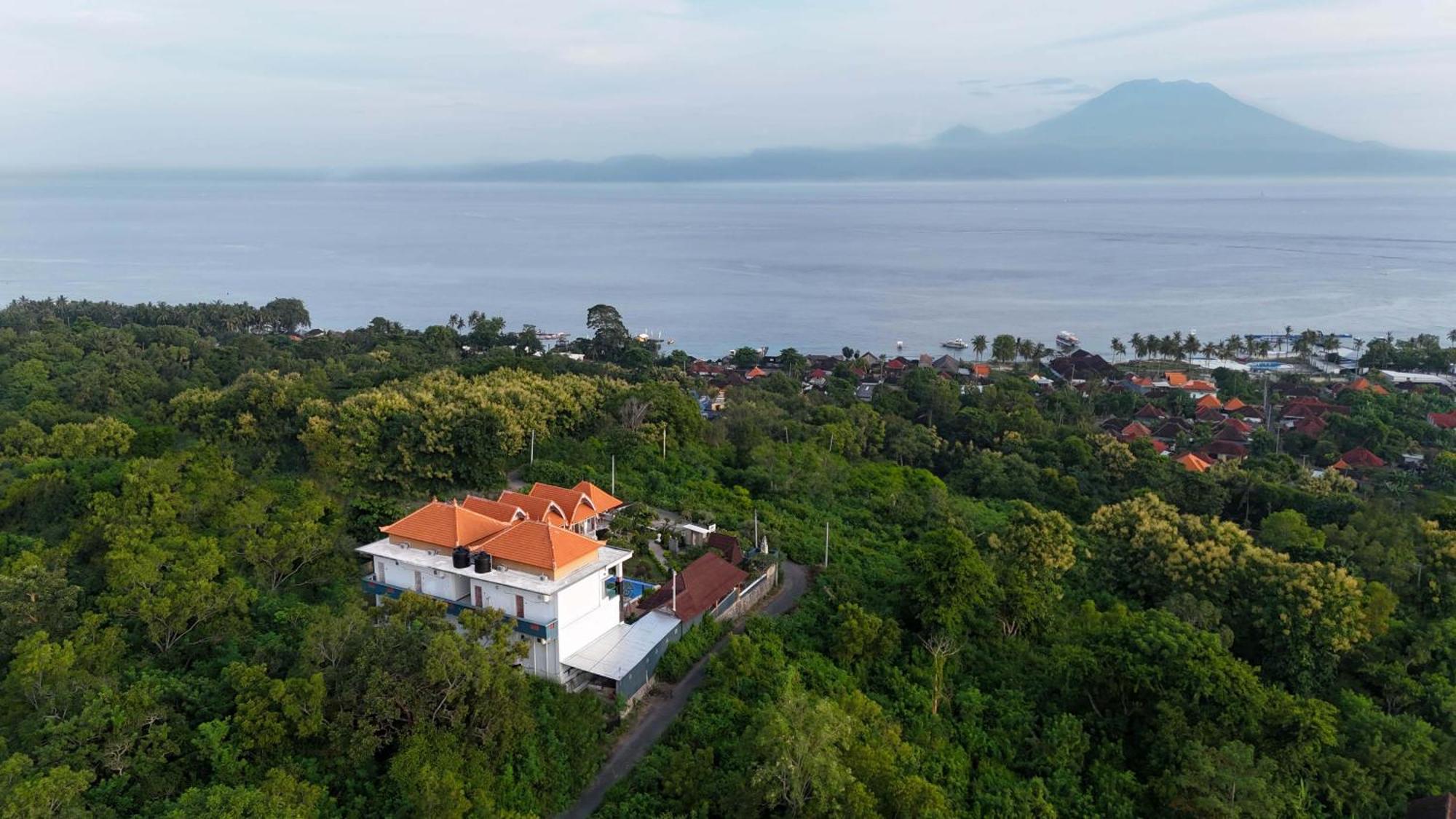 Batununggul D'Arya Sea View酒店 外观 照片
