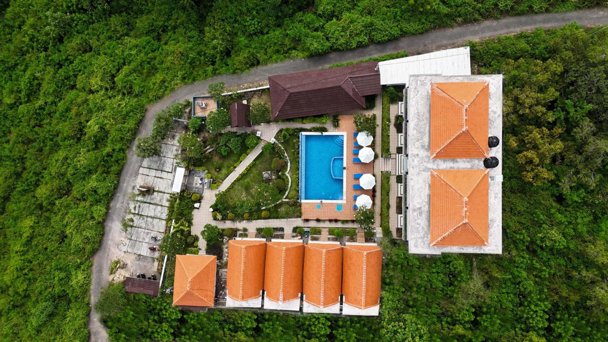 Batununggul D'Arya Sea View酒店 外观 照片